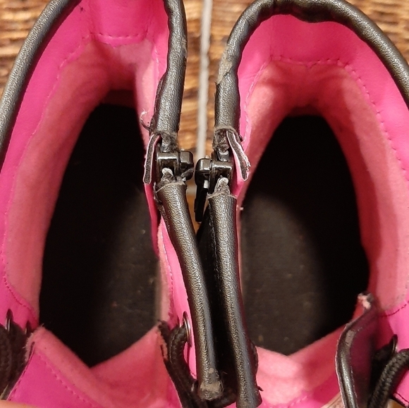 Skechers Boots Girls 3 Black Gravlen Combat Rainbow Kids Grunge Hipster Pride - Picture 13 of 14